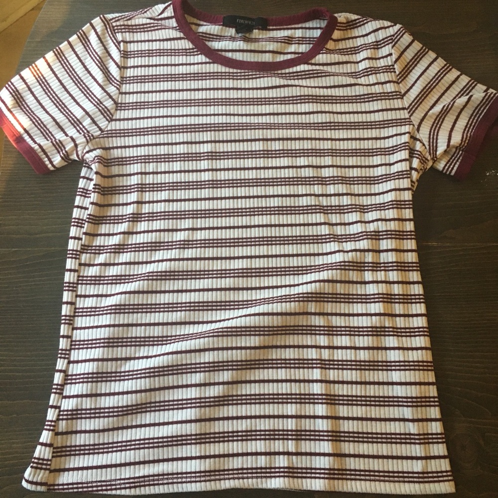 Forever 21 women’s L fall tee